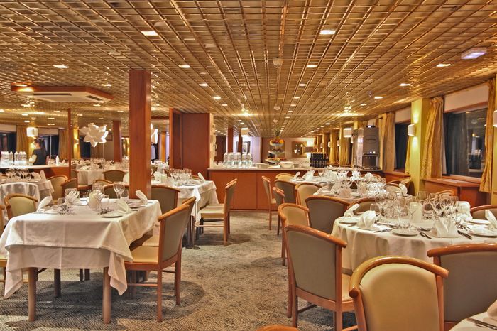 Restaurants, Bars & Cafés on MS Vasco de Gama